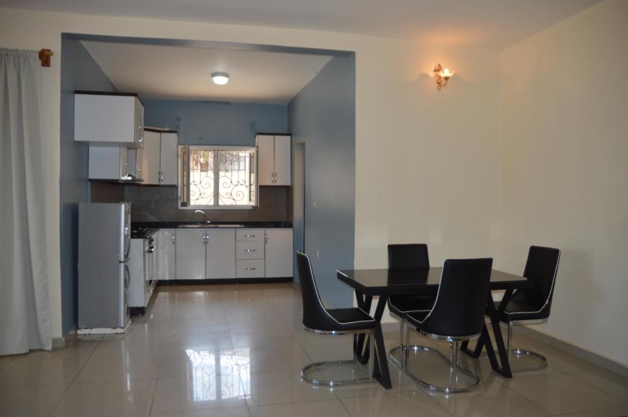 Residence Rosalie ยาอุนเด ภายนอก รูปภาพ