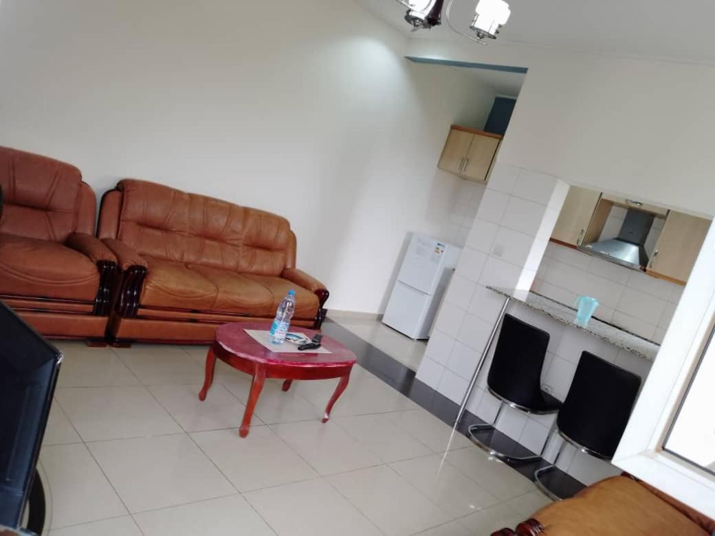 Residence Rosalie ยาอุนเด ภายนอก รูปภาพ